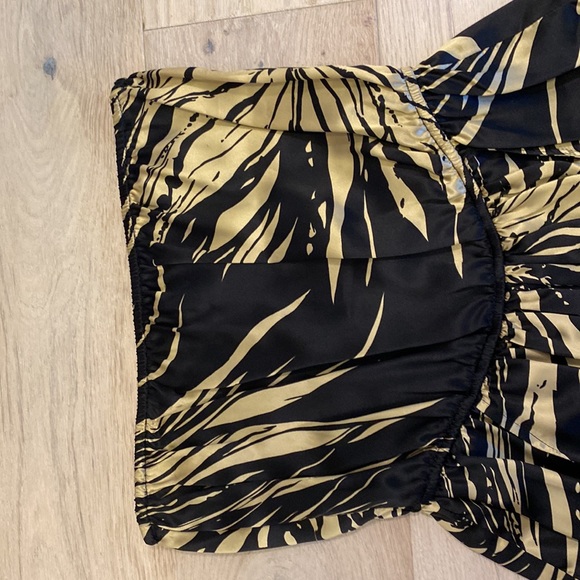 Black and Gold Strapless Dress with Pockets size S/M - Picture 3 of 5